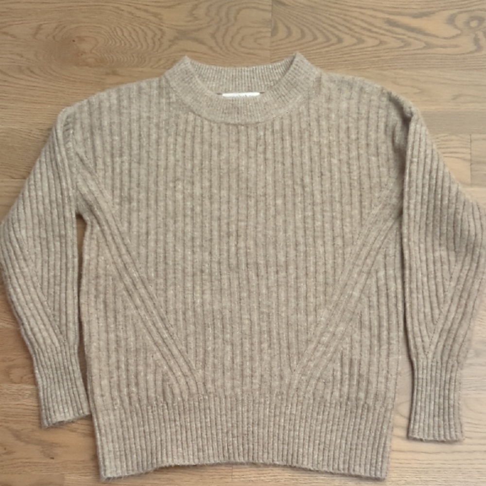 Workshop Tan Sweater xs